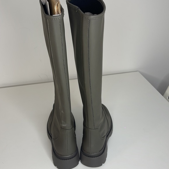 Steve Madden Boots - Picture 4 of 8